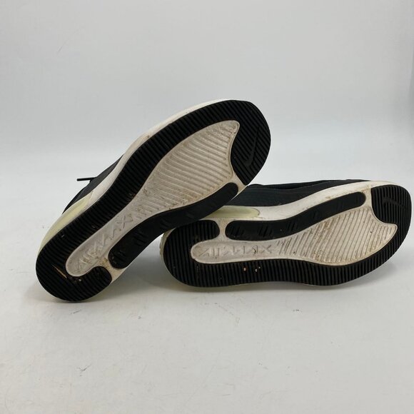 Nike Black Athletic Sneakers | Size 9 - Picture 4 of 7